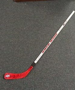 B007OXJ42G 2010 Windsor Spitfires Team Signed Stick Taylor Hall - Autographed NHL Sticks