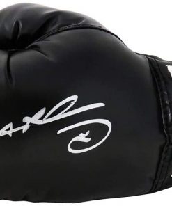 B08WN2CCNT Sugar Ray Leonard Signed Everlast Black Boxing Glove (Beckett)