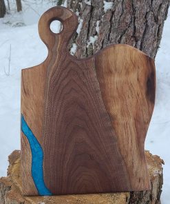 B08RYKLRC3 Handmade Epoxy Resin Black Walnut Charcuterie Board Live Edge, Valentine's Gift, Serving board Handcrafted Cutting Board Made in Canada - 16.5" x 11.25" x .87" 1.1 KG #1088