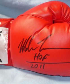 B005GWFQBU Mike Tyson Signed Everlast Boxing Glove PSA/DNA COA w/HOF 2011 Auto Autograph R - Autographed Boxing Gloves